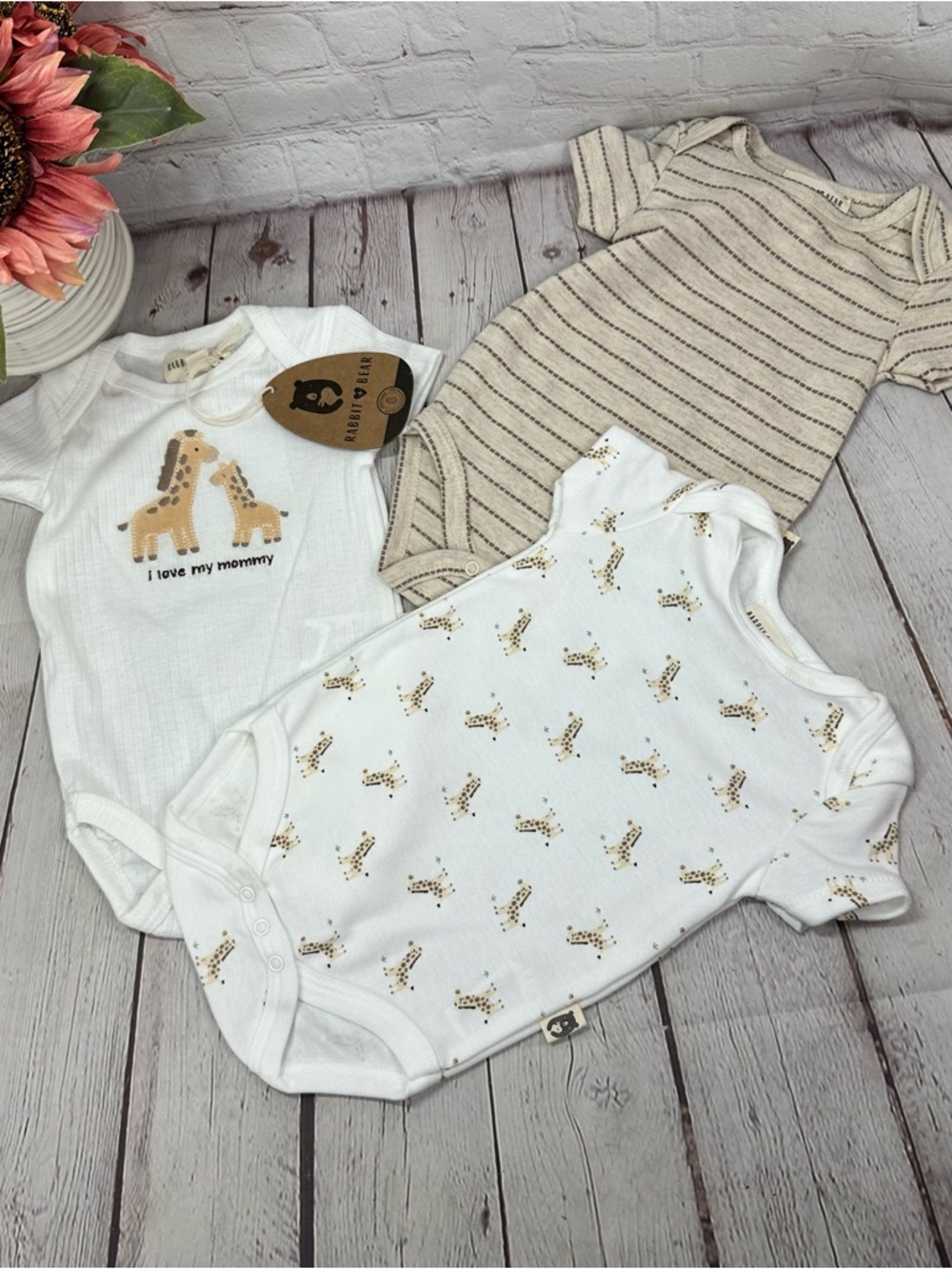 NWT rabbit + bear 3pc Neutral Giraffe Baby Bodysuits 3-6M unisex embroidered